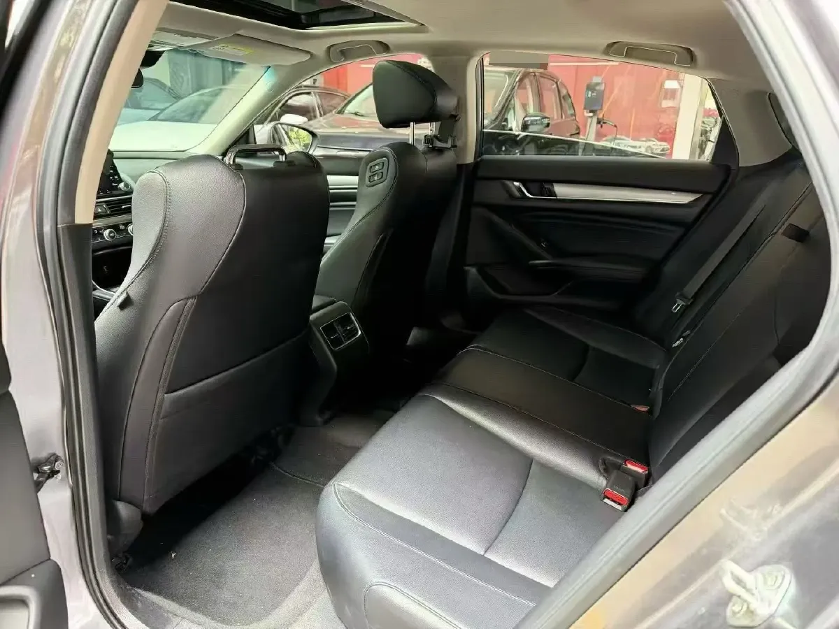 2022 Honda Accord 2.0L 146HP L4 E-CVT Hybrid,autocango,china used car exporter,china ev exporter,chinese used car exporter,chinese used ev exporter