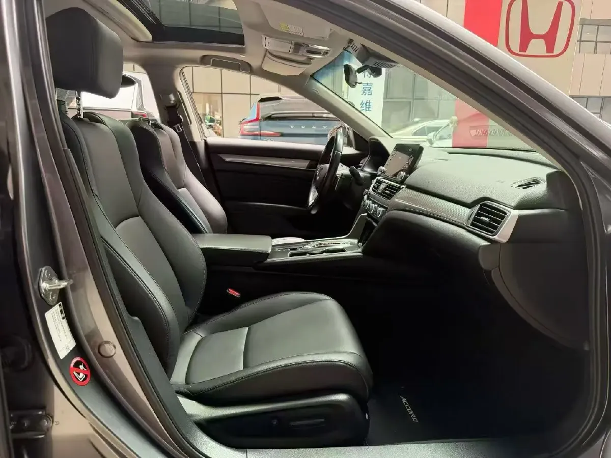 2022 Honda Accord 2.0L 146HP L4 E-CVT Hybrid,autocango,china used car exporter,china ev exporter,chinese used car exporter,chinese used ev exporter