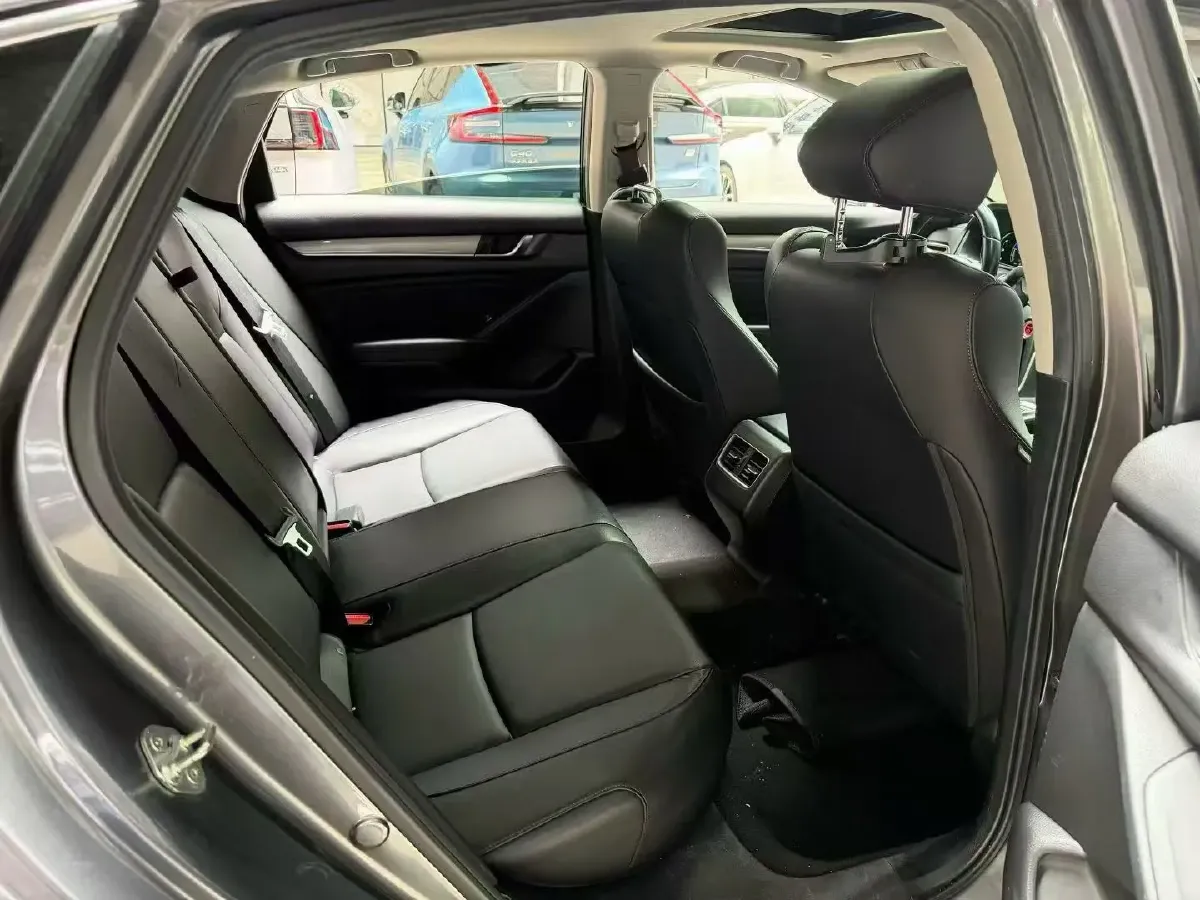 2022 Honda Accord 2.0L 146HP L4 E-CVT Hybrid,autocango,china used car exporter,china ev exporter,chinese used car exporter,chinese used ev exporter