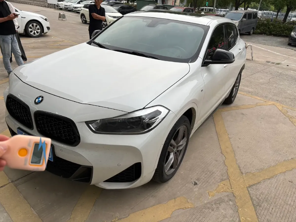 2023 BMW X2 2.0T 178HP L4 7DCT,autocango,china used car exporter,china ev exporter,chinese used car exporter,chinese used ev exporter