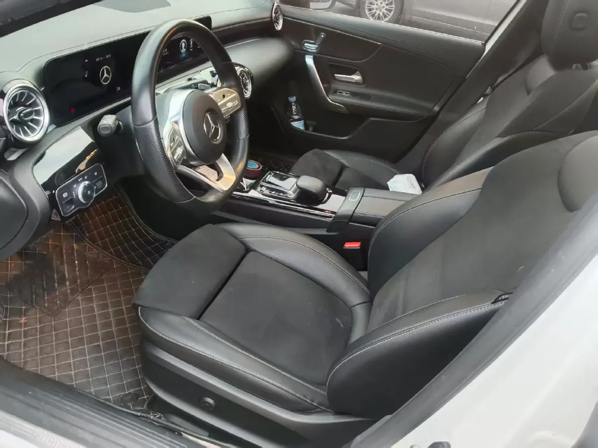 2021 Mercedes-Benz A Class 1.3T 163HP L4 7DCT,autocango,china used car exporter,china ev exporter,chinese used car exporter,chinese used ev exporter