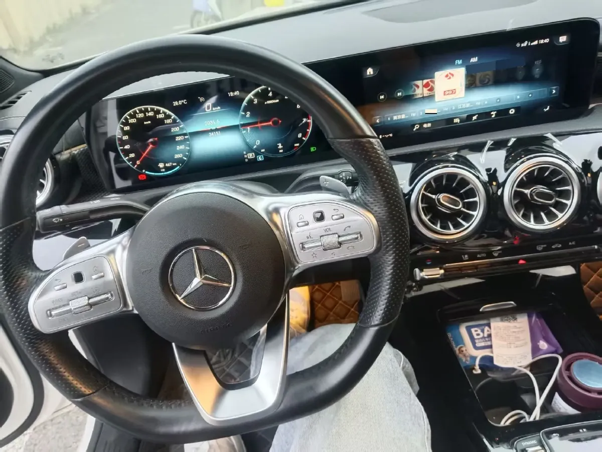 2021 Mercedes-Benz A Class 1.3T 163HP L4 7DCT,autocango,china used car exporter,china ev exporter,chinese used car exporter,chinese used ev exporter