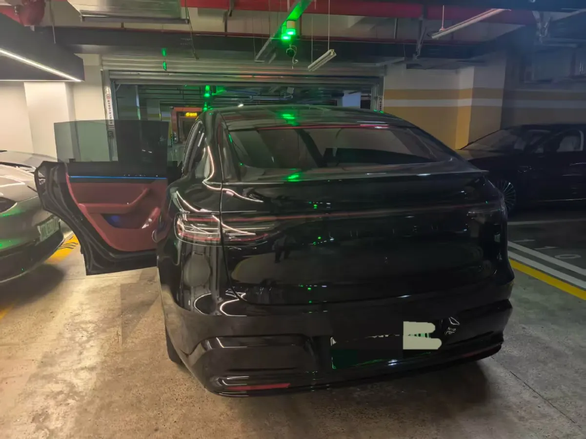 2026 Luxeed R7 BEV,autocango,china used car exporter,china ev exporter,chinese used car exporter,chinese used ev exporter