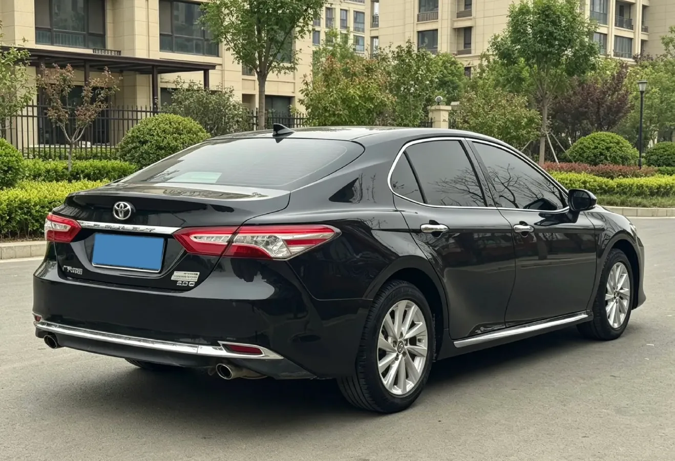 2023 Toyota Camry 2.0L 177HP L4 CVT,autocango,china used car exporter,china ev exporter,chinese used car exporter,chinese used ev exporter