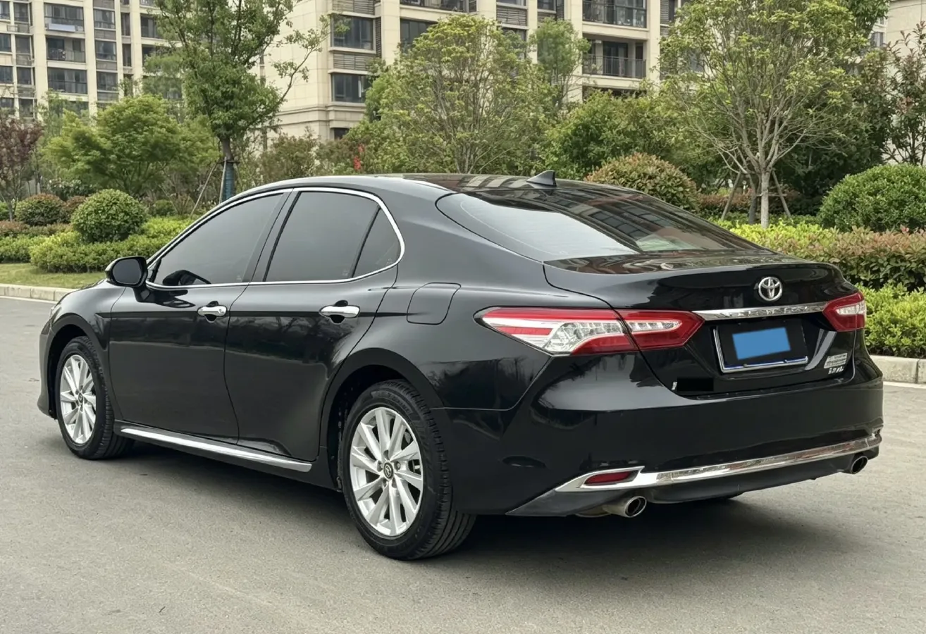 2023 Toyota Camry 2.0L 177HP L4 CVT,autocango,china used car exporter,china ev exporter,chinese used car exporter,chinese used ev exporter
