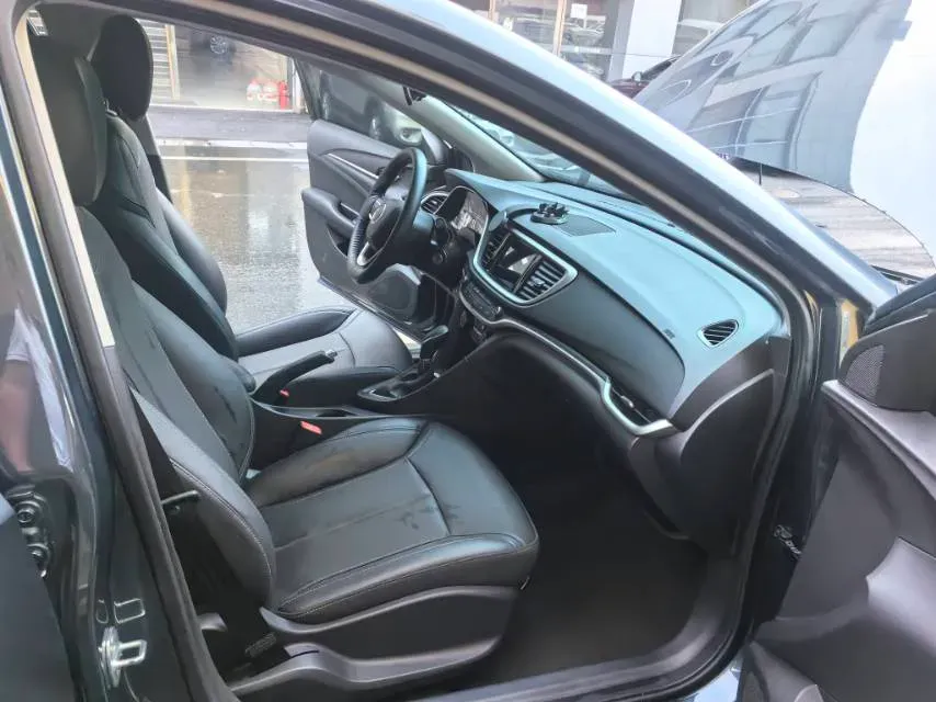 2020 Buick Encore 1.0T 125HP L3 6AT,autocango,china used car exporter,china ev exporter,chinese used car exporter,chinese used ev exporter