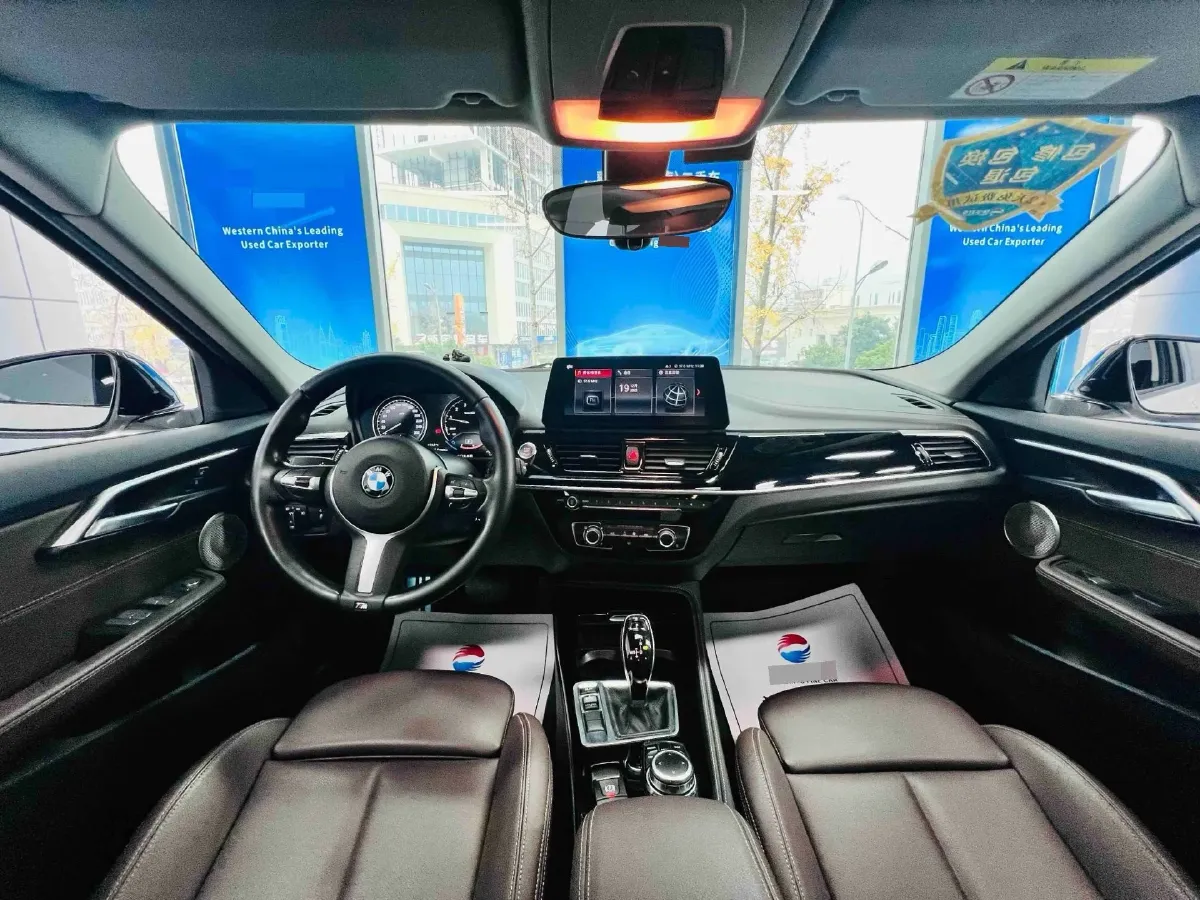 2022 BMW 1 Series 1.5T 140HP L3 7DCT,autocango,china used car exporter,china ev exporter,chinese used car exporter,chinese used ev exporter