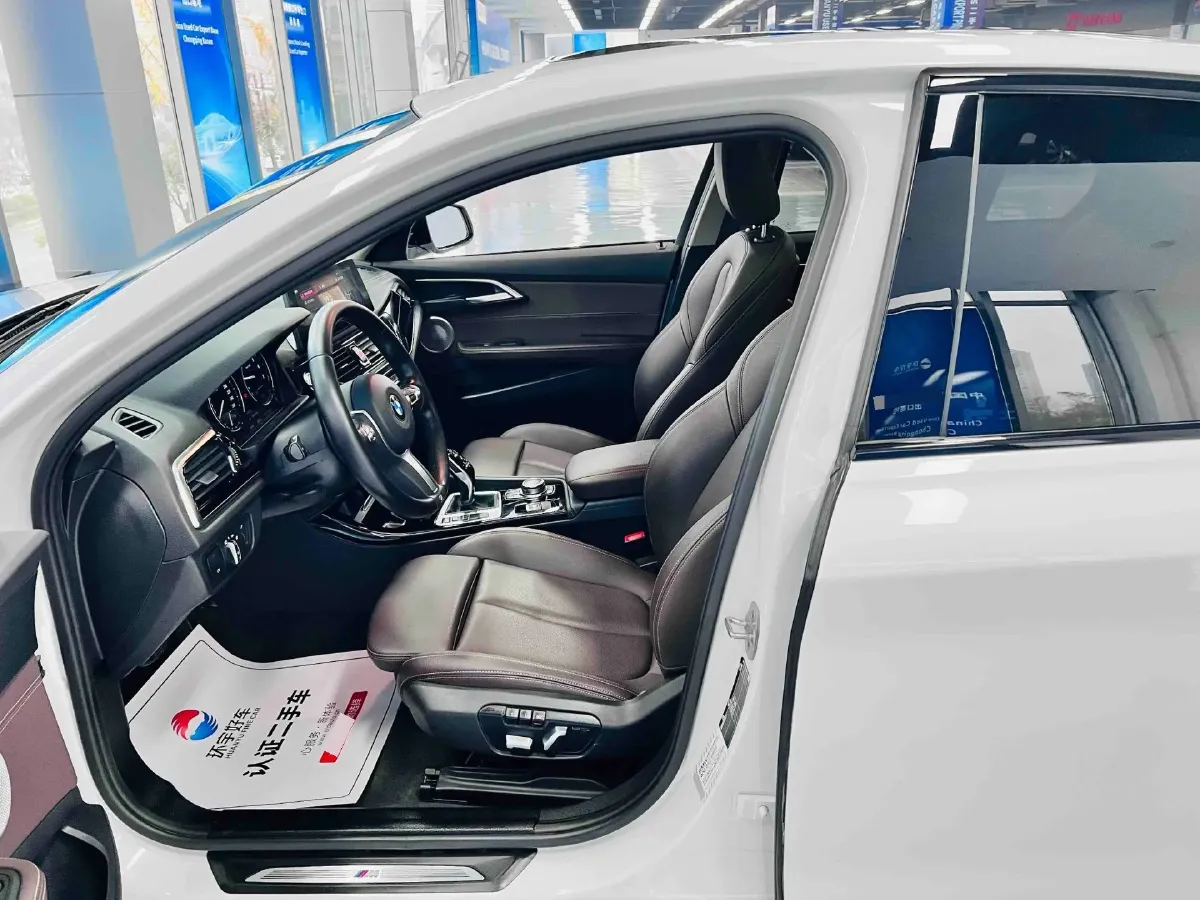2022 BMW 1 Series 1.5T 140HP L3 7DCT,autocango,china used car exporter,china ev exporter,chinese used car exporter,chinese used ev exporter