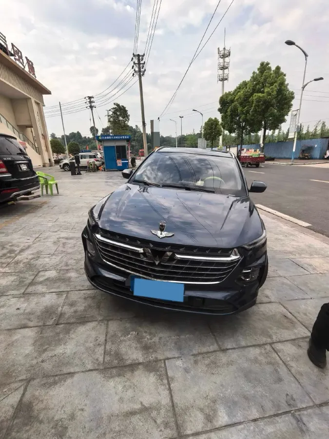 2020 WuLing KaiJie 1.5T 147HP L4 CVT,autocango,china used car exporter,china ev exporter,chinese used car exporter,chinese used ev exporter