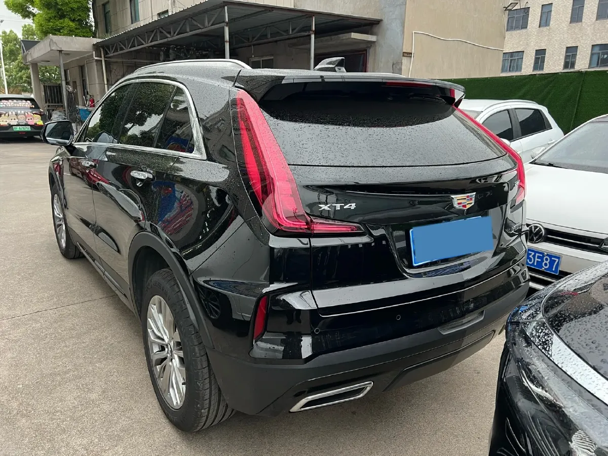 2025 Cadillac XT5 2.0T 237HP L4 9AT,autocango,china used car exporter,china ev exporter,chinese used car exporter,chinese used ev exporter