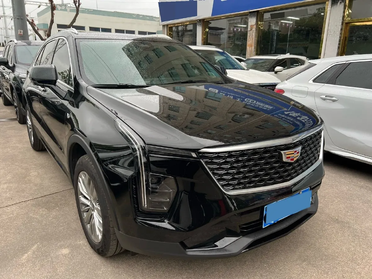 2025 Cadillac XT5 2.0T 237HP L4 9AT,autocango,china used car exporter,china ev exporter,chinese used car exporter,chinese used ev exporter