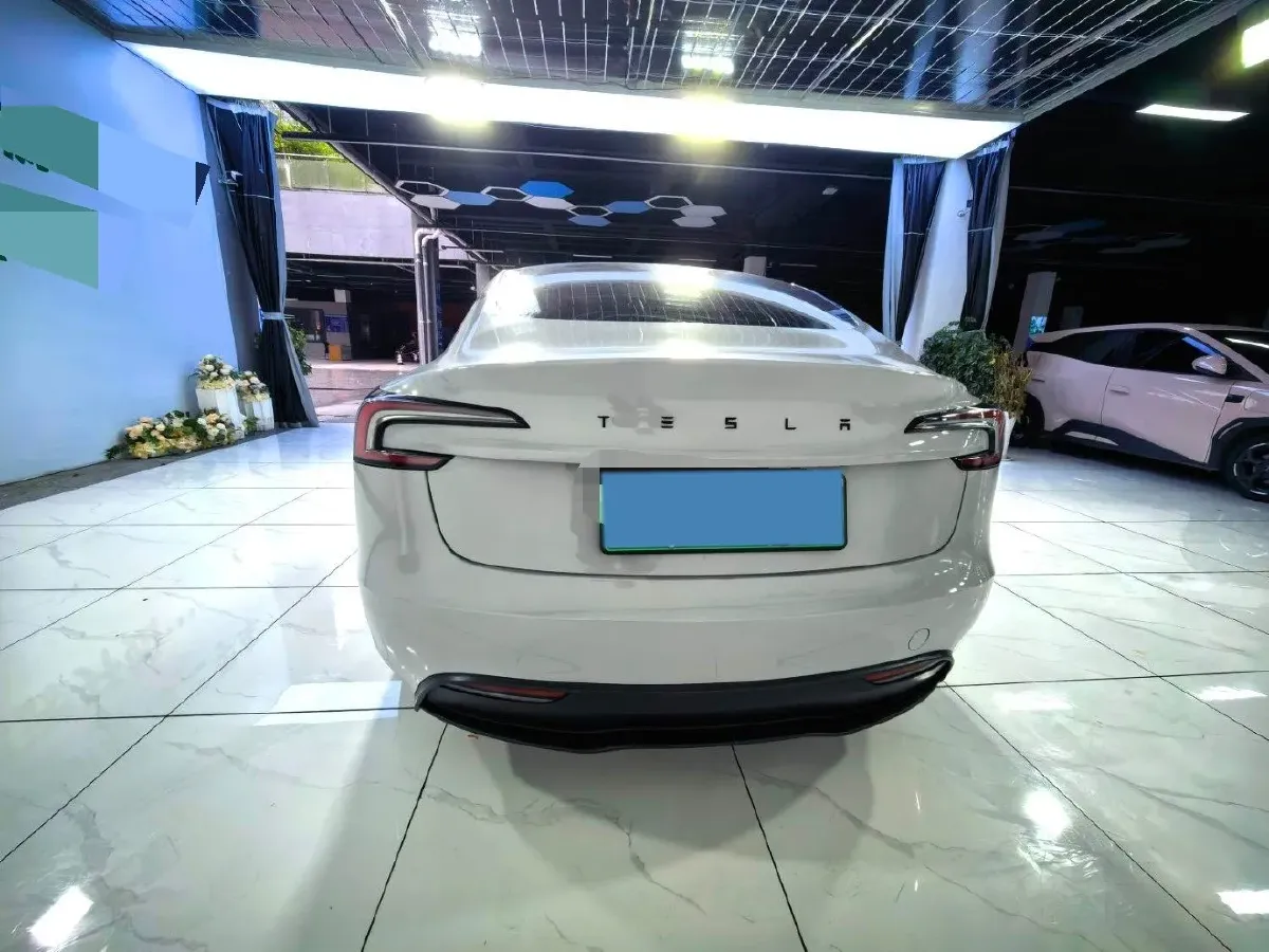 2025 Tesla Model 3 BEV 62.5KWH,autocango,china used car exporter,china ev exporter,chinese used car exporter,chinese used ev exporter