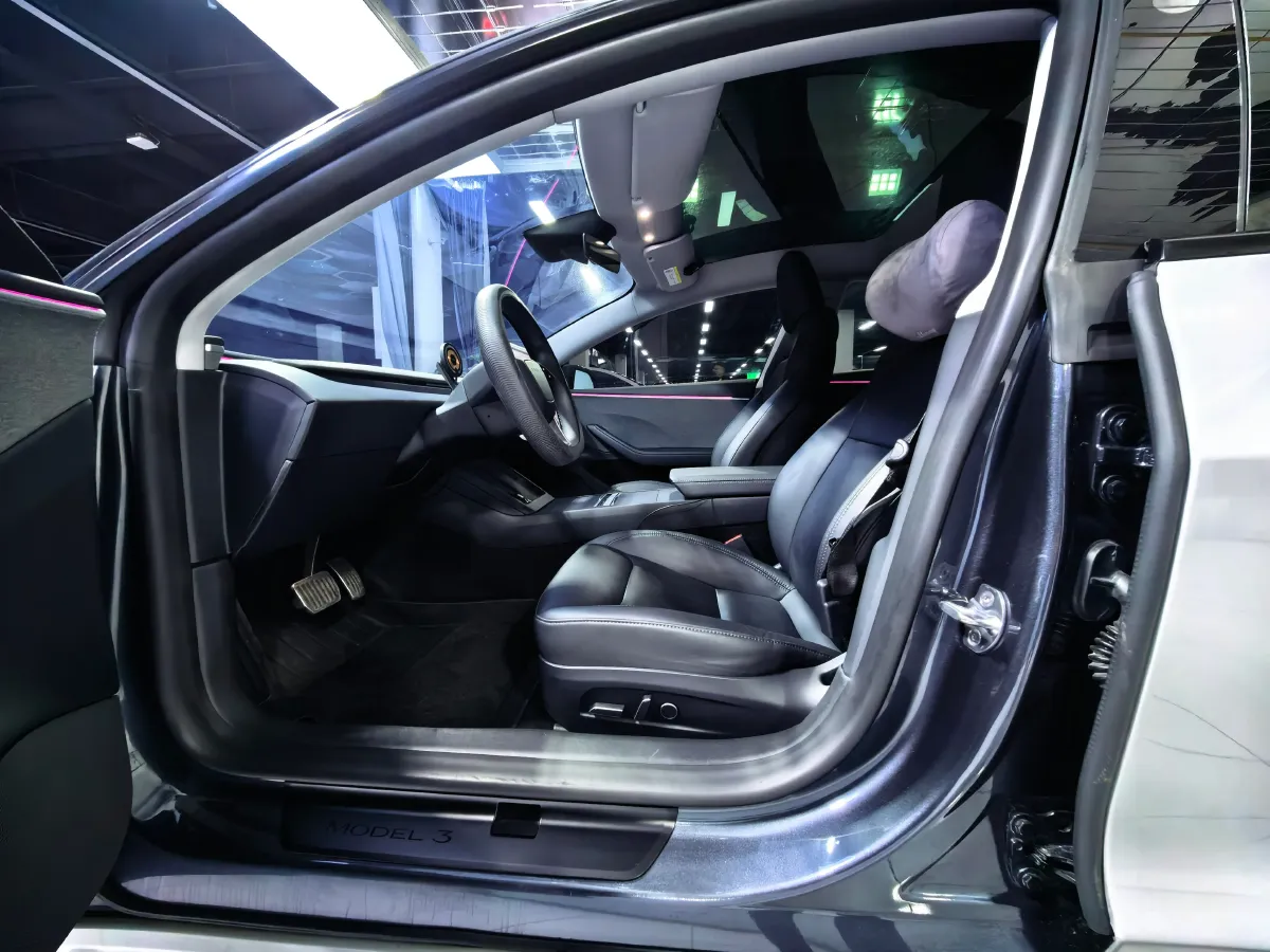 2025 Tesla Model 3 BEV 62.5KWH,autocango,china used car exporter,china ev exporter,chinese used car exporter,chinese used ev exporter