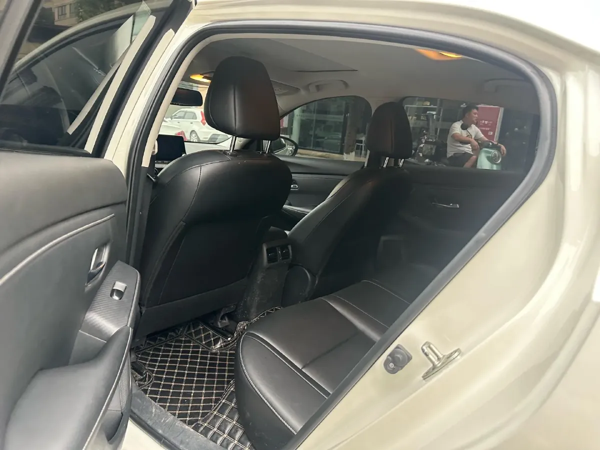 2020 Nissan Sylphy 1.6L 139HP L4 CVT,autocango,china used car exporter,china ev exporter,chinese used car exporter,chinese used ev exporter