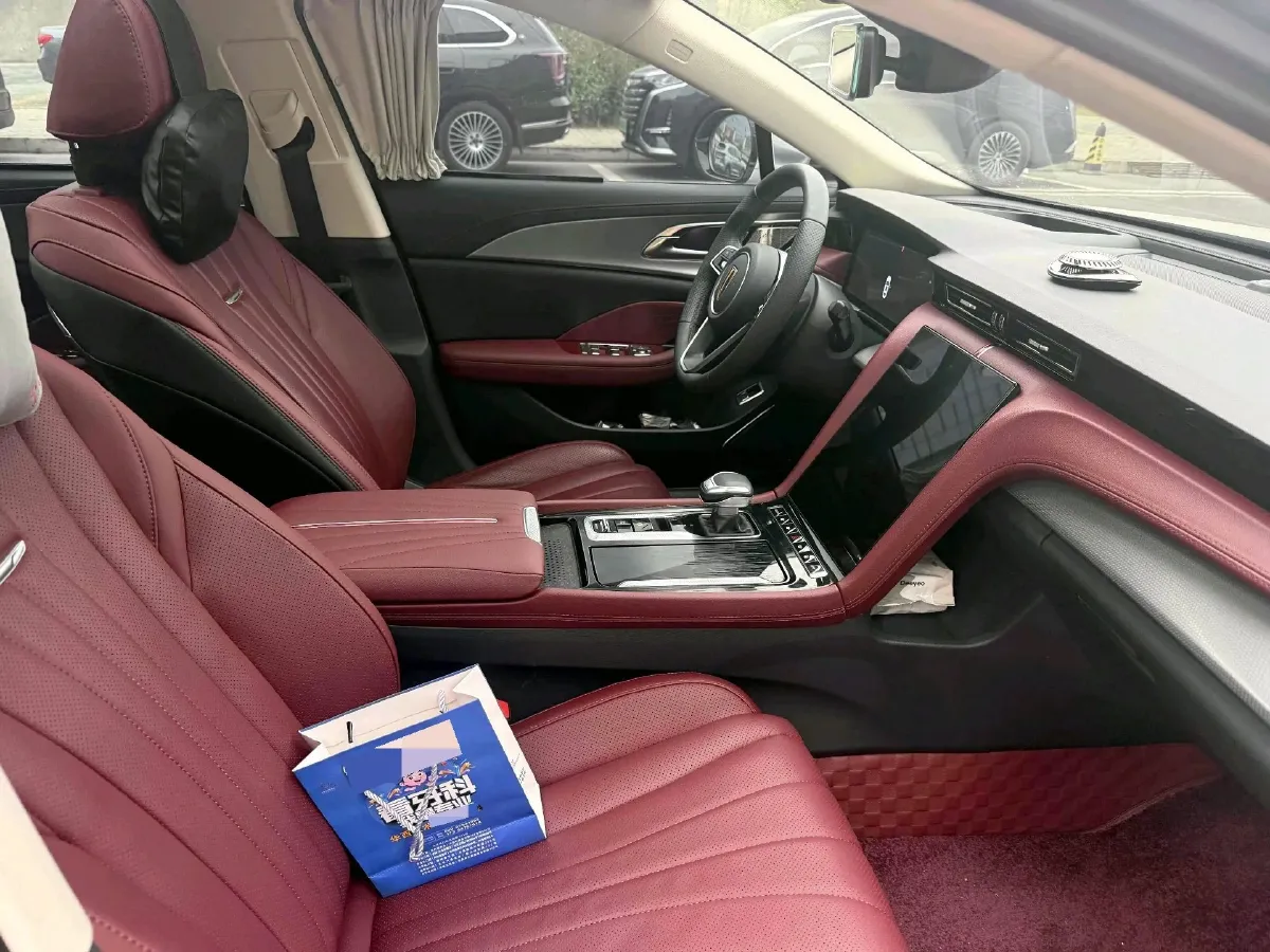 2023 HongQi H5 1.5T 169HP L4 E-CVT Hybrid,autocango,china used car exporter,china ev exporter,chinese used car exporter,chinese used ev exporter