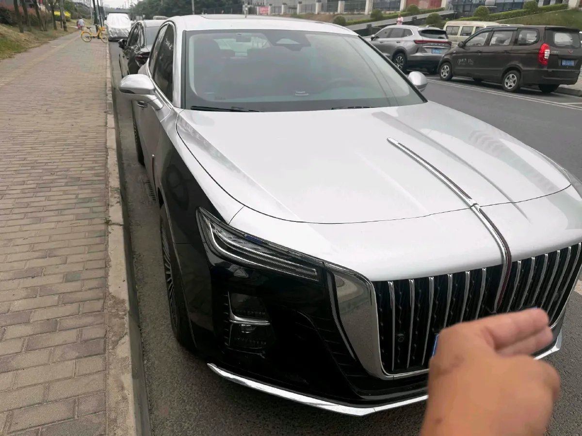 2023 HongQi H5 1.5T 169HP L4 E-CVT Hybrid,autocango,china used car exporter,china ev exporter,chinese used car exporter,chinese used ev exporter