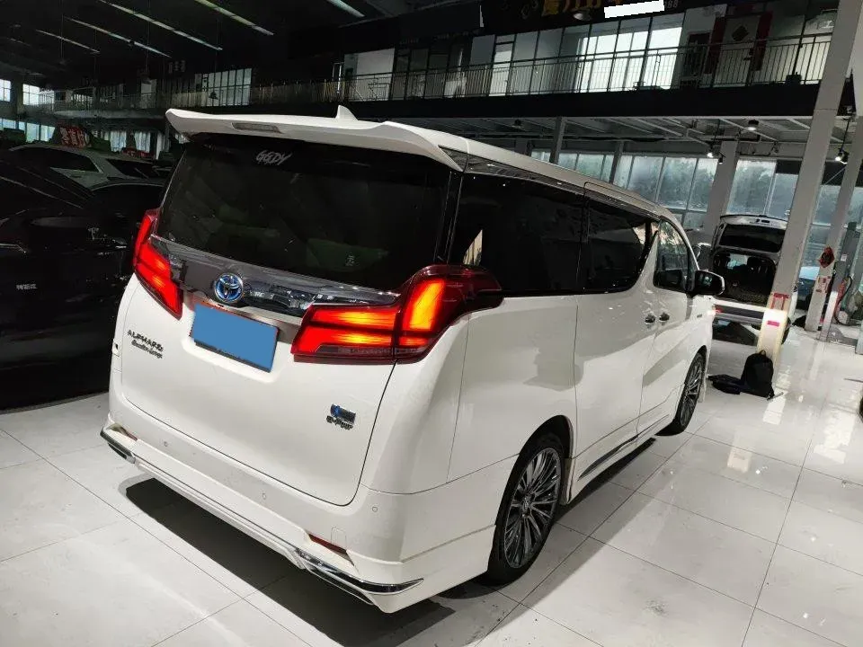 2020 Toyota Alphard 2.5L 117HP L4 E-CVT Hybrid,autocango,china used car exporter,china ev exporter,chinese used car exporter,chinese used ev exporter