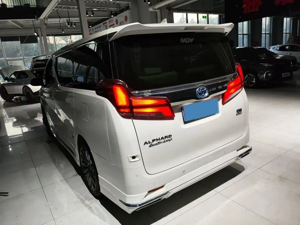 2020 Toyota Alphard 2.5L 117HP L4 E-CVT Hybrid,autocango,china used car exporter,china ev exporter,chinese used car exporter,chinese used ev exporter