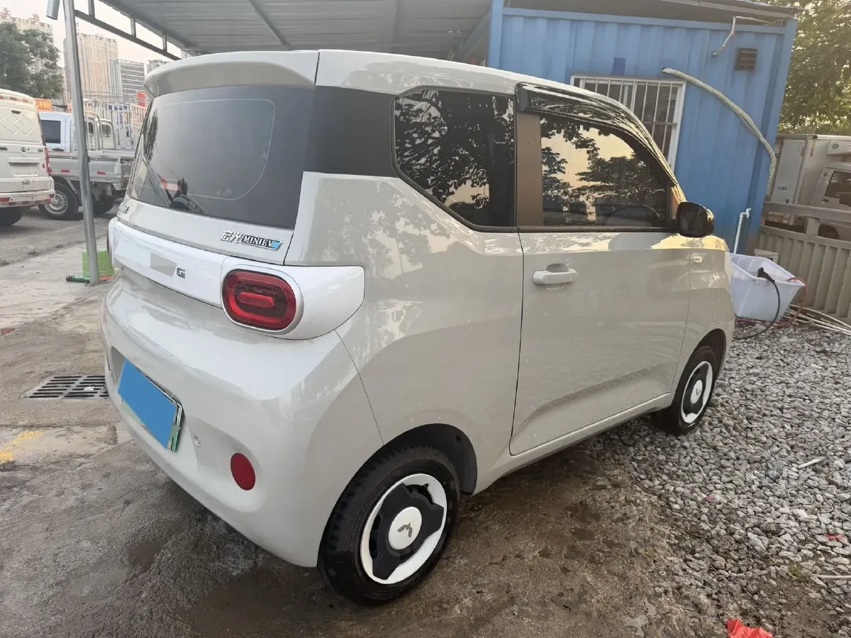2024 WuLing HongGuang MINI EV BEV 17.3KWH,autocango,china used car exporter,china ev exporter,chinese used car exporter,chinese used ev exporter