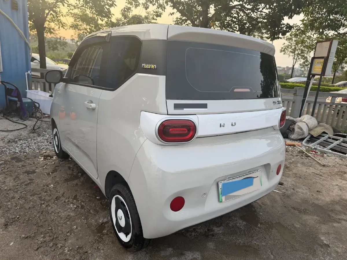 2024 WuLing HongGuang MINI EV BEV 17.3KWH,autocango,china used car exporter,china ev exporter,chinese used car exporter,chinese used ev exporter