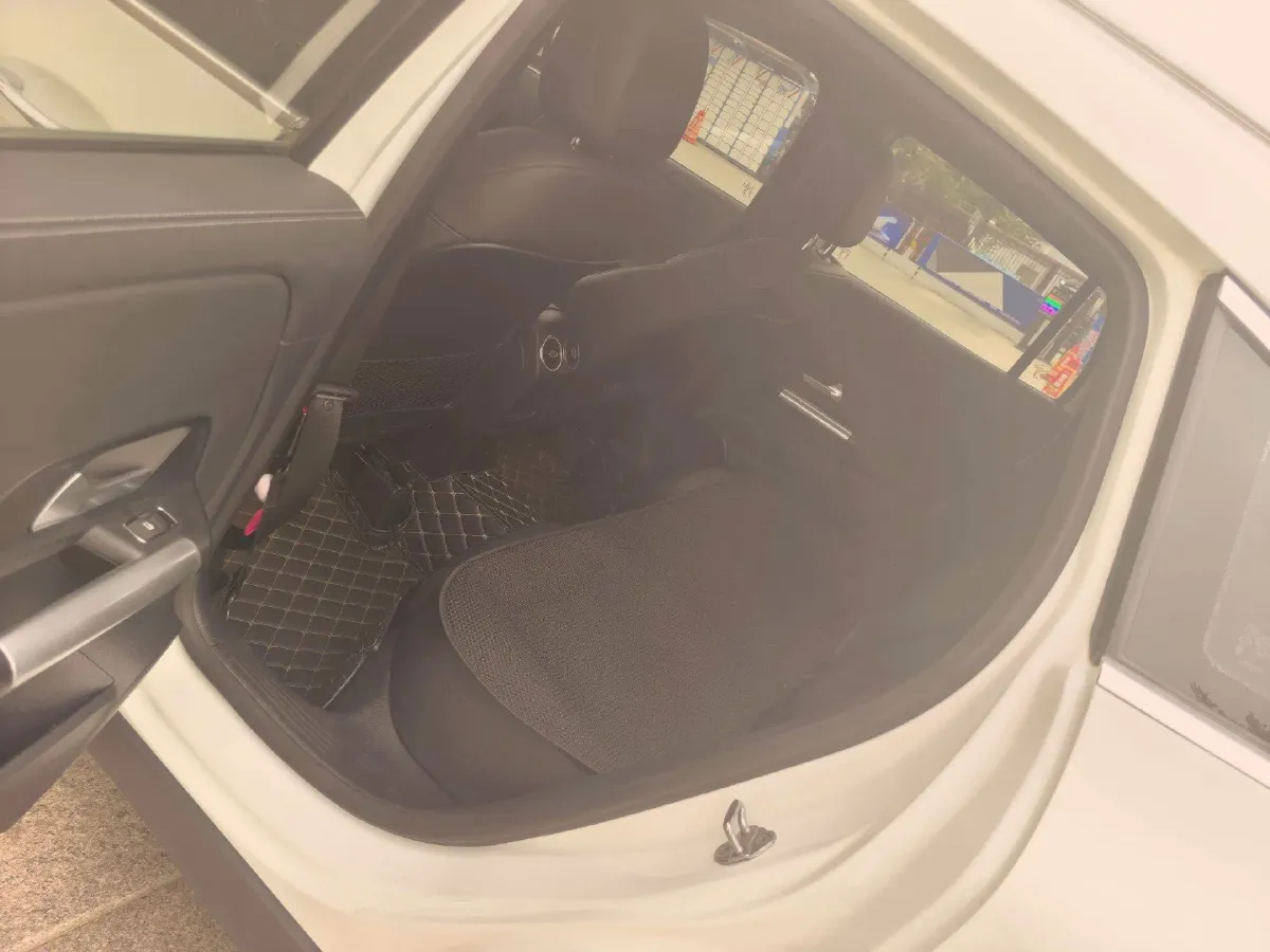 2020 Mercedes-Benz GLA Class 1.3T 163HP L4 7DCT,autocango,china used car exporter,china ev exporter,chinese used car exporter,chinese used ev exporter
