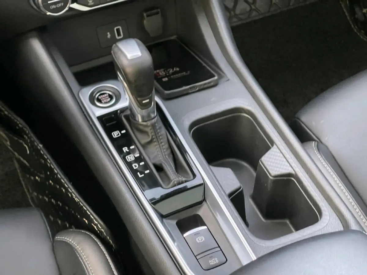 2022 Nissan Sylphy 1.6L 135HP L4 CVT,autocango,china used car exporter,china ev exporter,chinese used car exporter,chinese used ev exporter