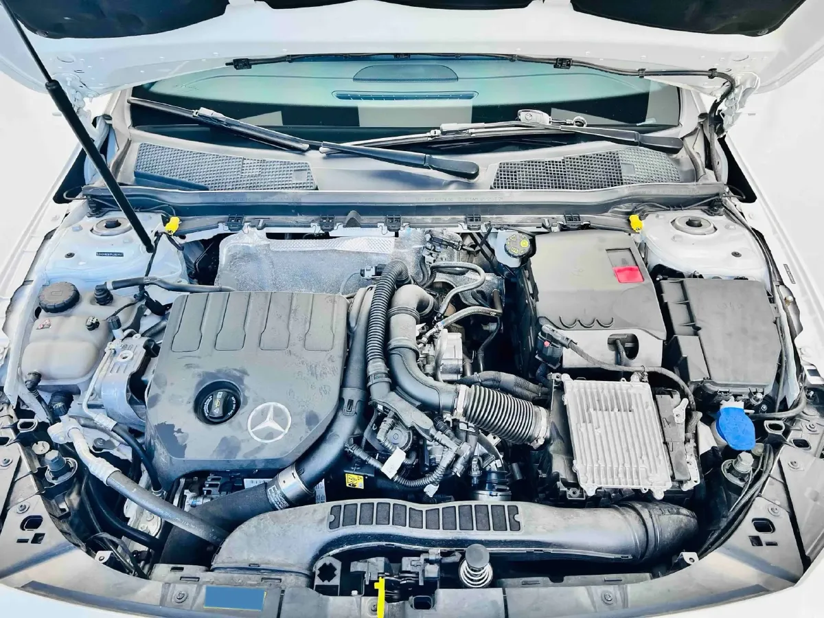 2023 Mercedes-Benz A Class 1.3T 136HP L4 7DCT,autocango,china used car exporter,china ev exporter,chinese used car exporter,chinese used ev exporter