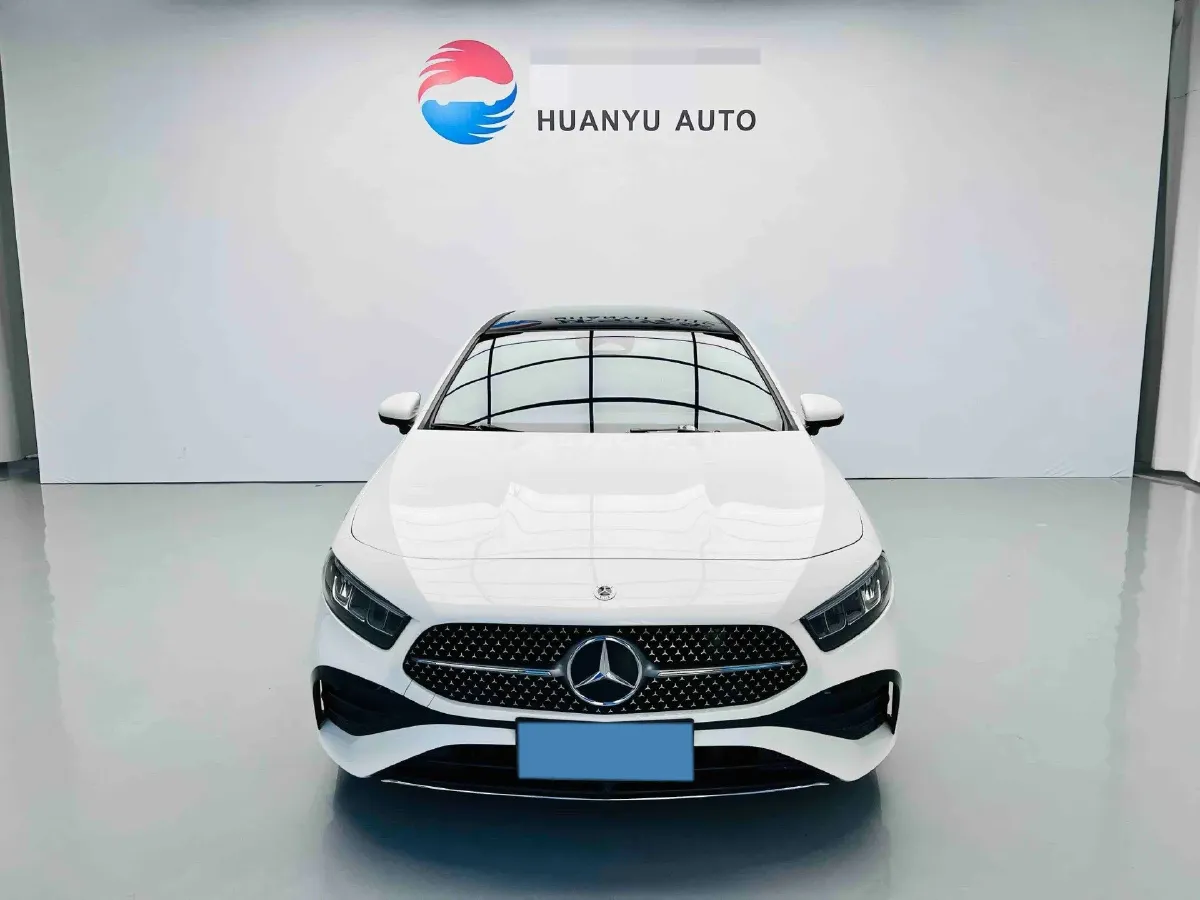 2023 Mercedes-Benz A Class 1.3T 136HP L4 7DCT,autocango,china used car exporter,china ev exporter,chinese used car exporter,chinese used ev exporter