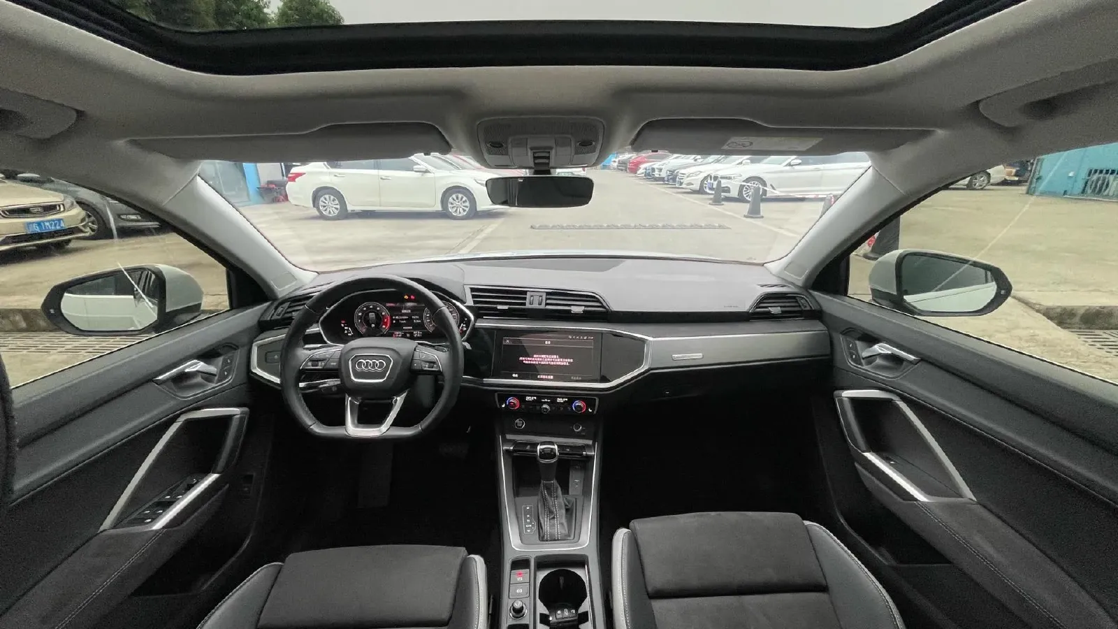 2023 Audi Q3 1.4T 150HP L4 7DCT,autocango,china used car exporter,china ev exporter,chinese used car exporter,chinese used ev exporter