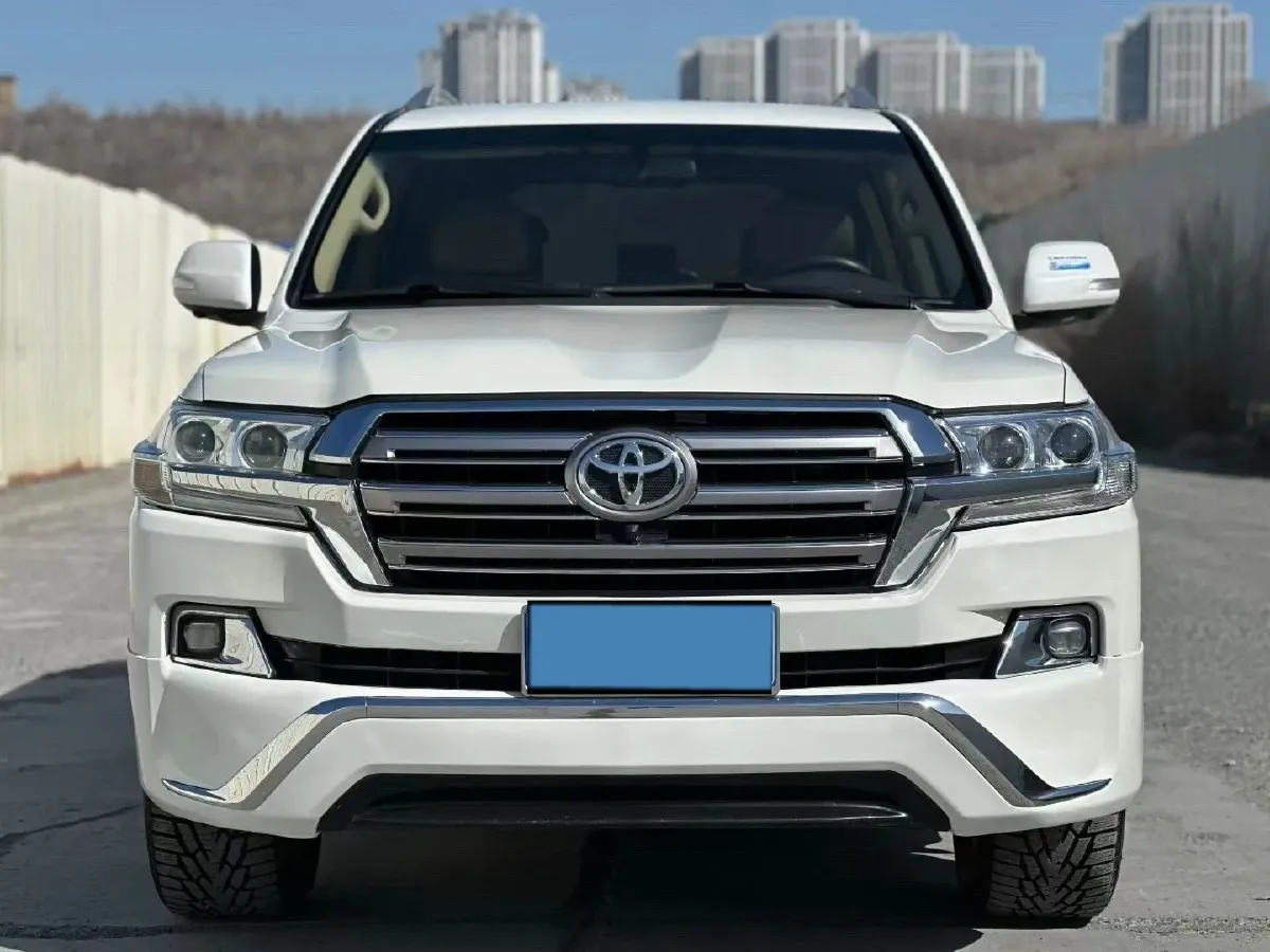 2016 Toyota Land Cruiser 4.0L 275HP V6 5AT,autocango,china used car exporter,china ev exporter,chinese used car exporter,chinese used ev exporter