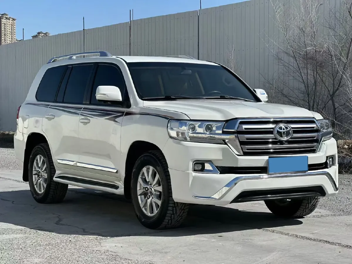 2016 Toyota Land Cruiser 4.0L 275HP V6 5AT,autocango,china used car exporter,china ev exporter,chinese used car exporter,chinese used ev exporter