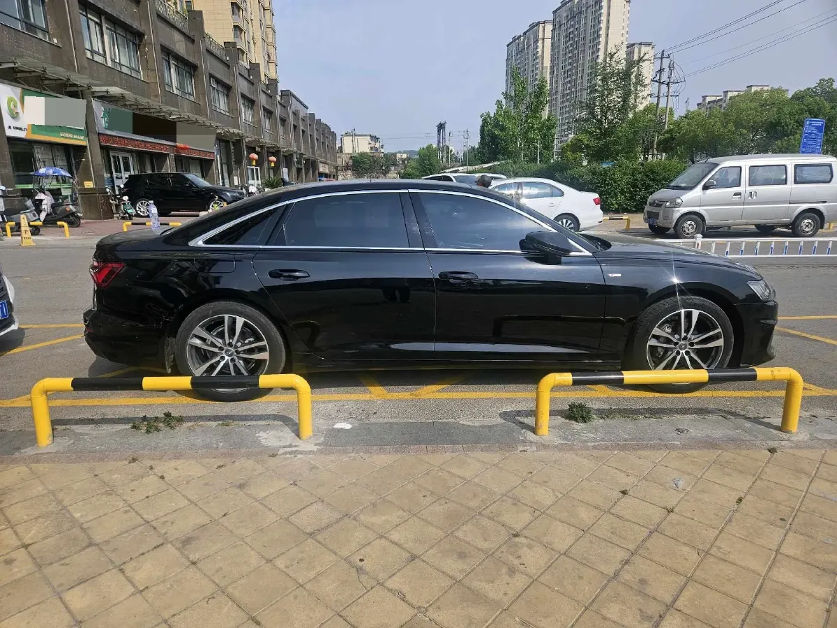 2020 Audi A6L 2.0T 190HP L4 7DCT,autocango,china used car exporter,china ev exporter,chinese used car exporter,chinese used ev exporter