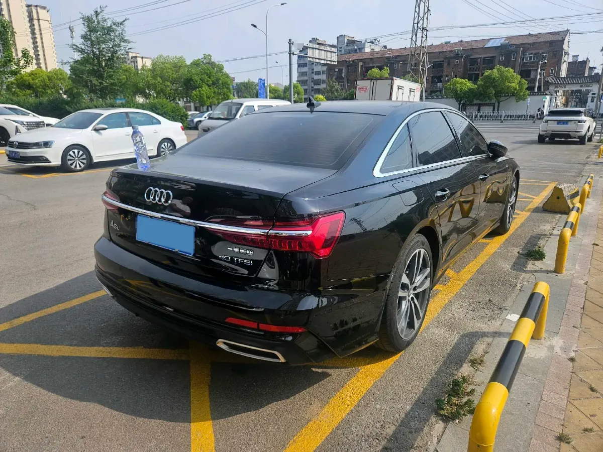 2020 Audi A6L 2.0T 190HP L4 7DCT,autocango,china used car exporter,china ev exporter,chinese used car exporter,chinese used ev exporter