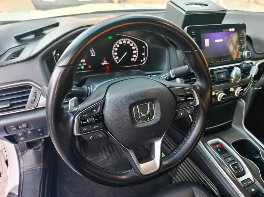 2018 Honda Accord 2.0L 146HP L4 E-CVT Hybrid,autocango,china used car exporter,china ev exporter,chinese used car exporter,chinese used ev exporter