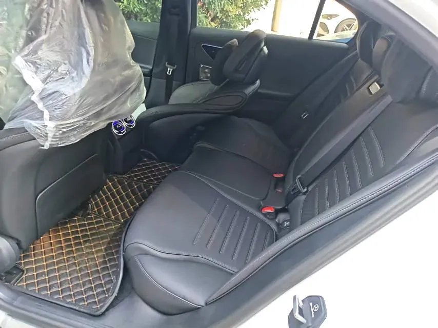 2023 Mercedes-Benz C Class 1.5T 204HP L4 9AT,autocango,china used car exporter,china ev exporter,chinese used car exporter,chinese used ev exporter