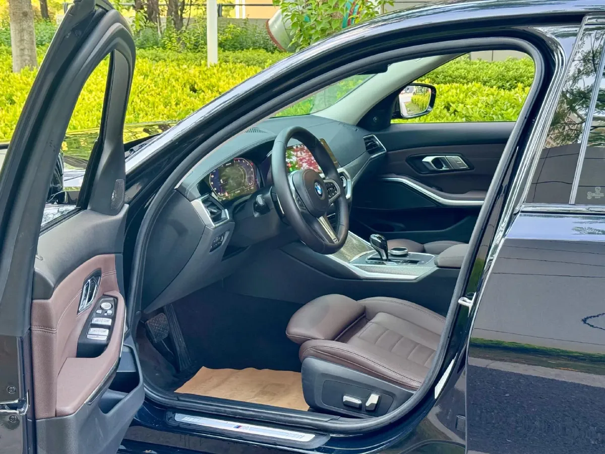2021 BMW 3 Series 2.0T 184HP L4 8AT,autocango,china used car exporter,china ev exporter,chinese used car exporter,chinese used ev exporter