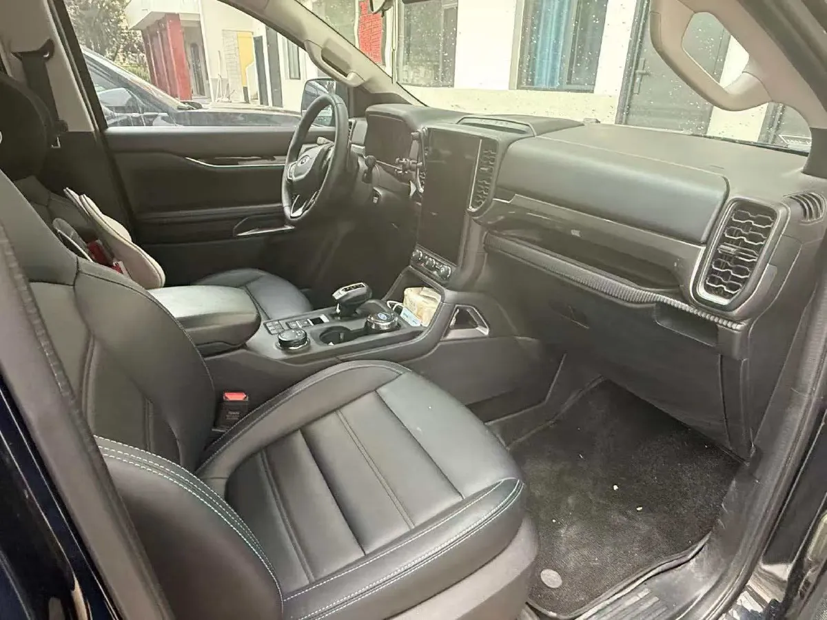 2023 Ford Ranger 2.3T 258HP L4 8AT,autocango,china used car exporter,china ev exporter,chinese used car exporter,chinese used ev exporter