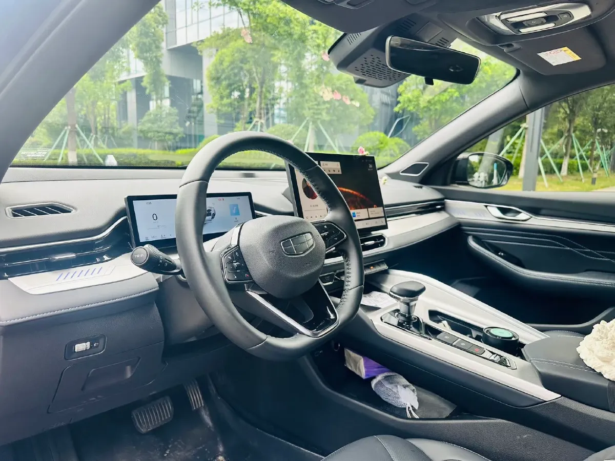 2025 Geely Preface 1.5T 181HP L4 7DCT,autocango,china used car exporter,china ev exporter,chinese used car exporter,chinese used ev exporter