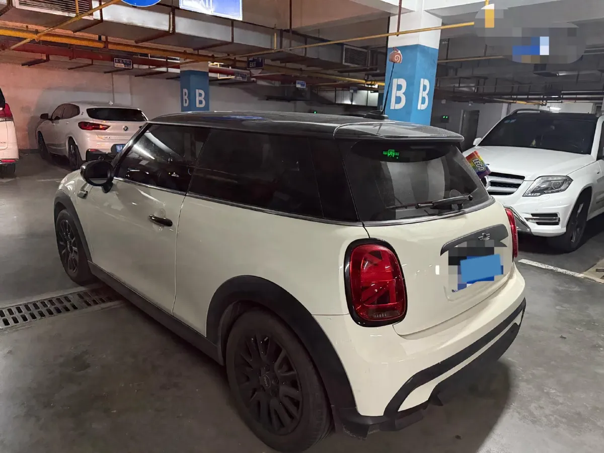 2022 MINI MINI 1.5T 102HP L3 7DCT,autocango,china used car exporter,china ev exporter,chinese used car exporter,chinese used ev exporter