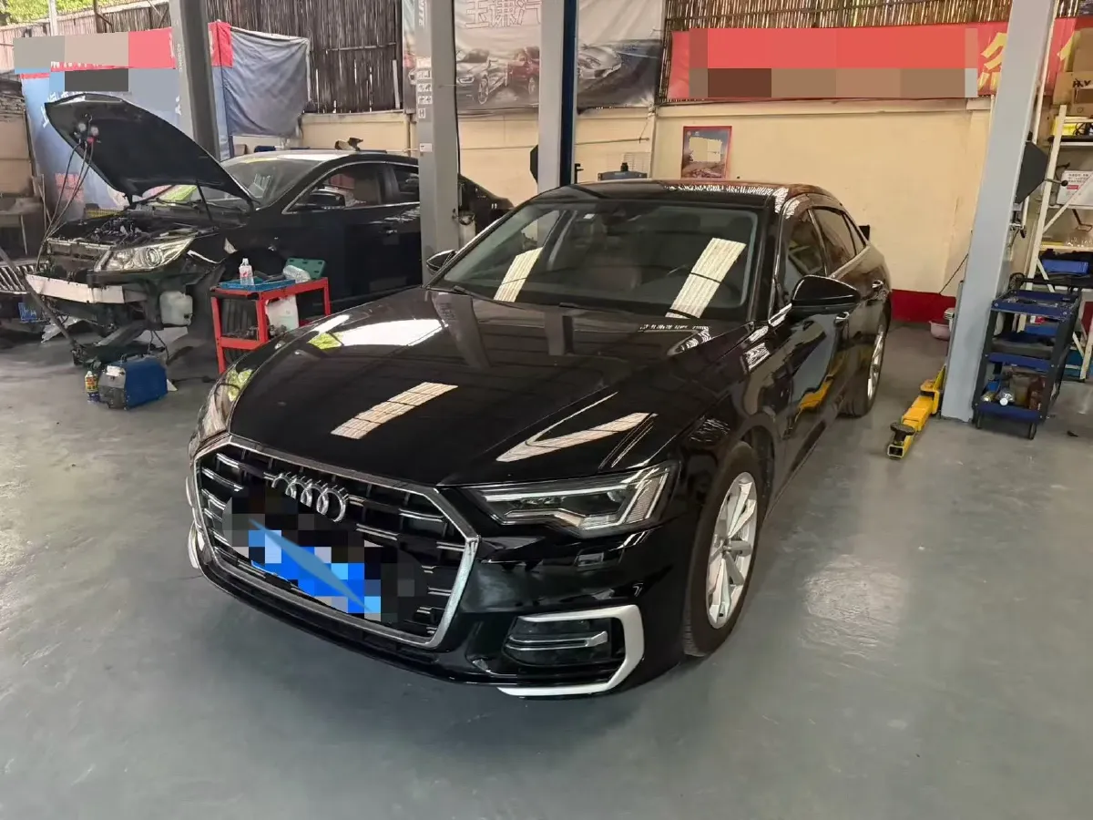 2021 Audi A6L 2.0T 190HP L4 7DCT,autocango,china used car exporter,china ev exporter,chinese used car exporter,chinese used ev exporter