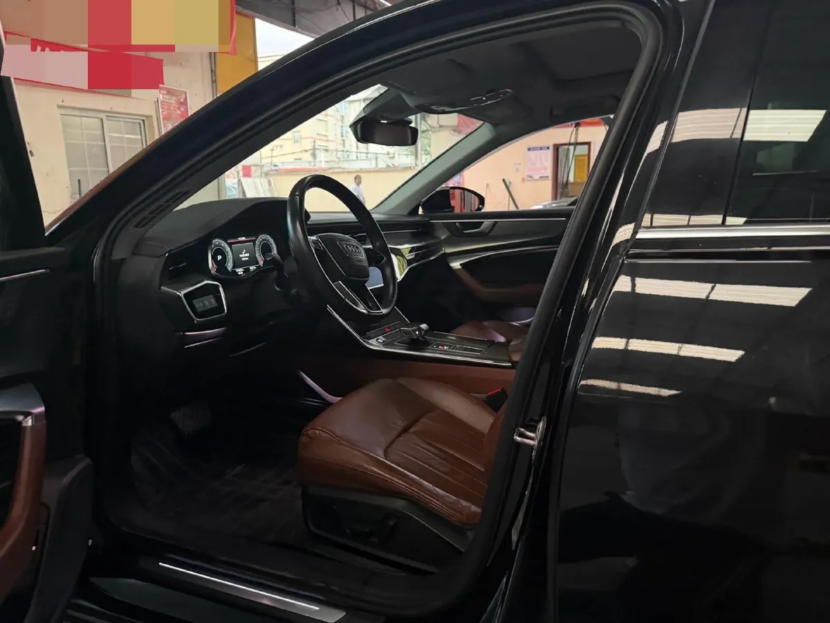 2021 Audi A6L 2.0T 190HP L4 7DCT,autocango,china used car exporter,china ev exporter,chinese used car exporter,chinese used ev exporter