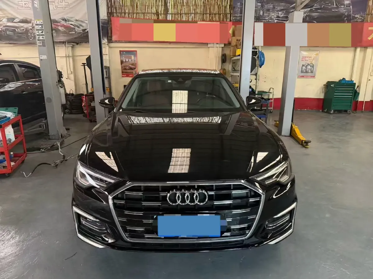 2021 Audi A6L 2.0T 190HP L4 7DCT,autocango,china used car exporter,china ev exporter,chinese used car exporter,chinese used ev exporter