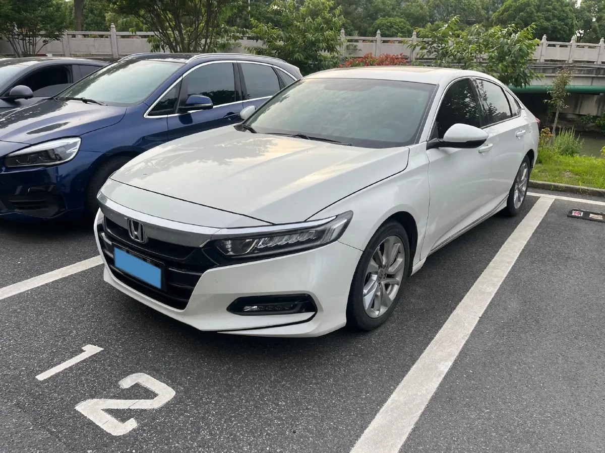 2018 Honda Accord 1.5T 194HP L4 CVT,autocango,china used car exporter,china ev exporter,chinese used car exporter,chinese used ev exporter