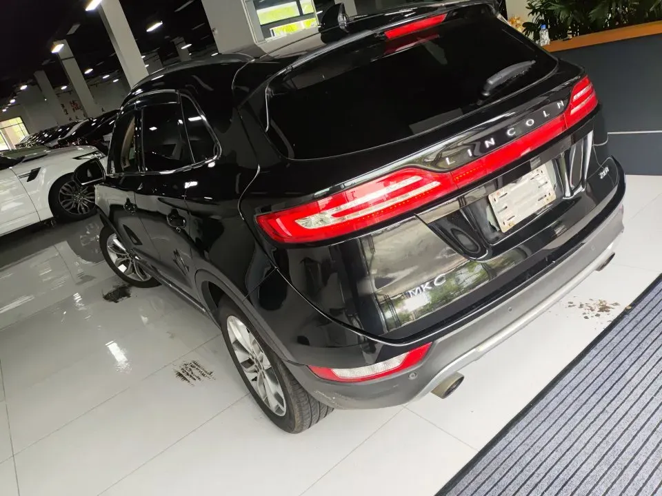 2017 Lincoln MKC 2.0T 203HP L4 6AT,autocango,china used car exporter,china ev exporter,chinese used car exporter,chinese used ev exporter