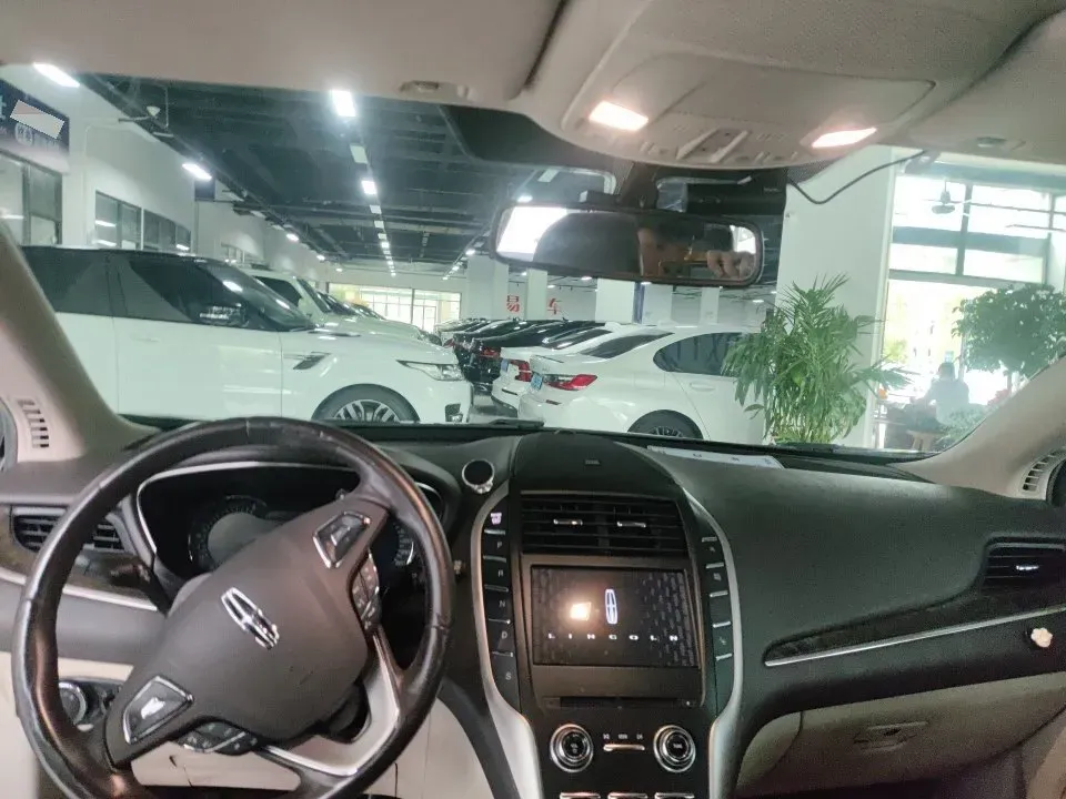 2017 Lincoln MKC 2.0T 203HP L4 6AT,autocango,china used car exporter,china ev exporter,chinese used car exporter,chinese used ev exporter