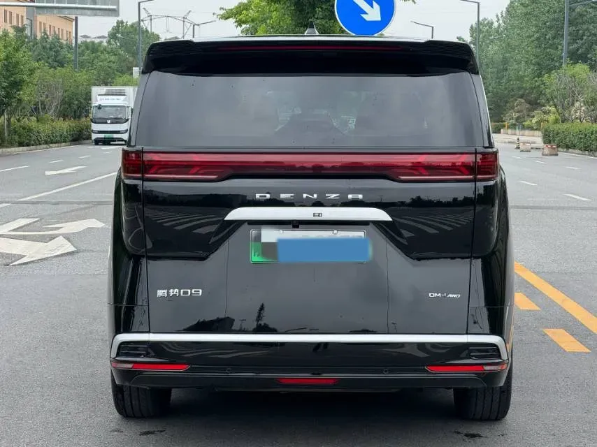 2024 Denza D9 1.5T 139HP L4 E-CVT PHEV 40KWH,autocango,china used car exporter,china ev exporter,chinese used car exporter,chinese used ev exporter