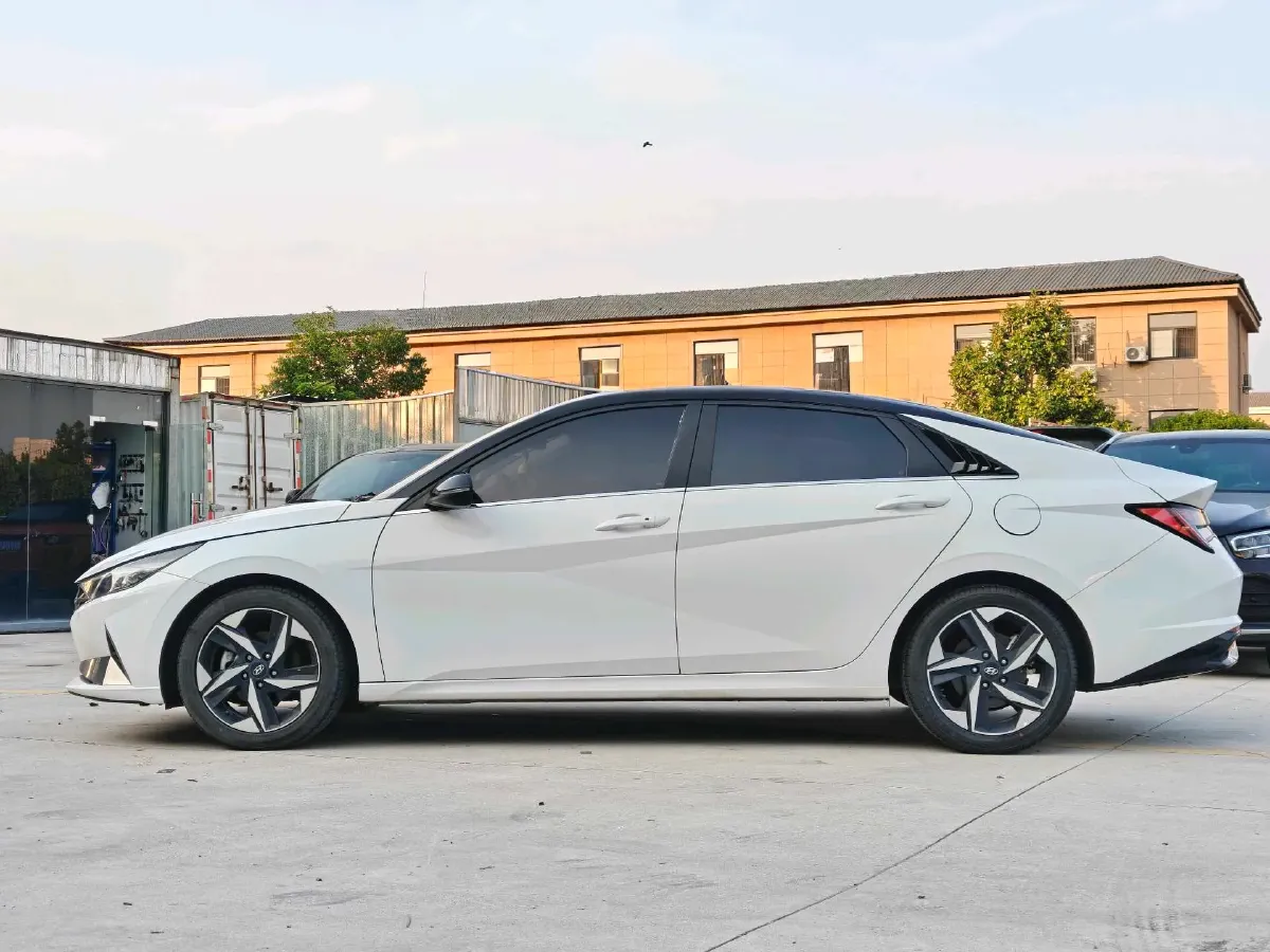 2021 Hyundai Elantra 1.5L 115HP L4 CVT,autocango,china used car exporter,china ev exporter,chinese used car exporter,chinese used ev exporter