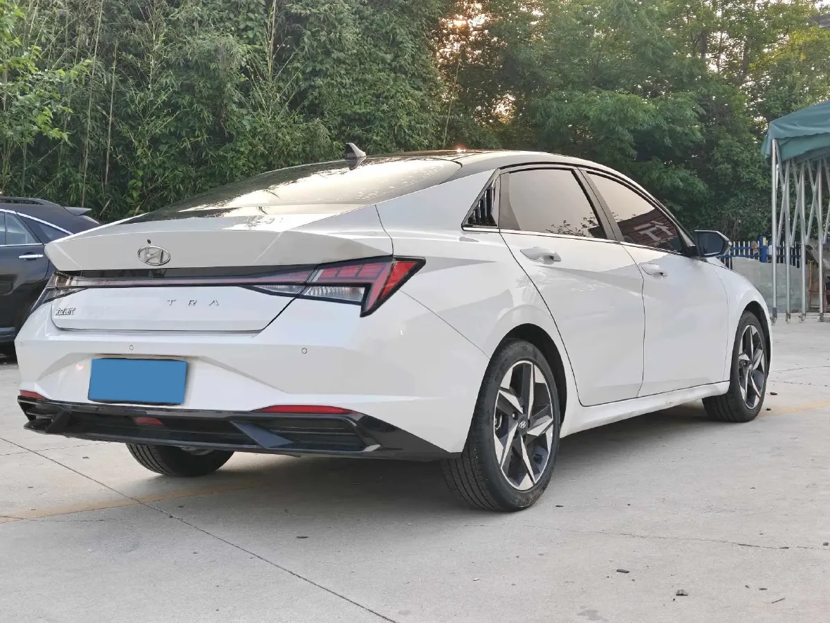 2021 Hyundai Elantra 1.5L 115HP L4 CVT,autocango,china used car exporter,china ev exporter,chinese used car exporter,chinese used ev exporter