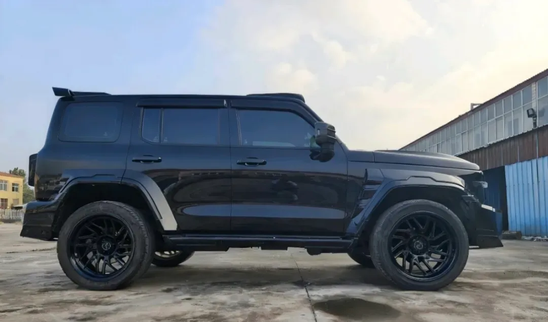 2021 Tank 300 2.0T 227HP L4 8AT,autocango,china used car exporter,china ev exporter,chinese used car exporter,chinese used ev exporter