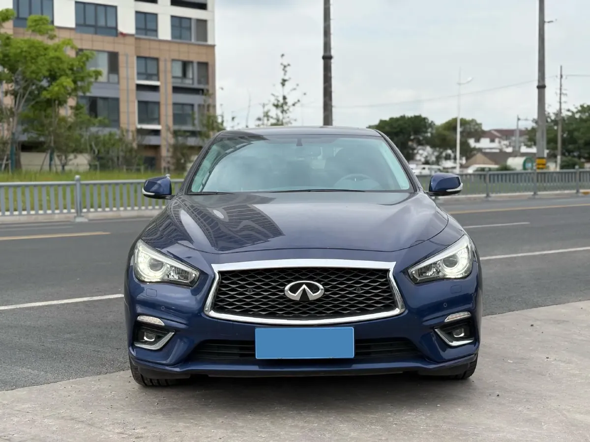 2022 Infiniti Q50L 2.0T 211HP L4 7AT,autocango,china used car exporter,china ev exporter,chinese used car exporter,chinese used ev exporter